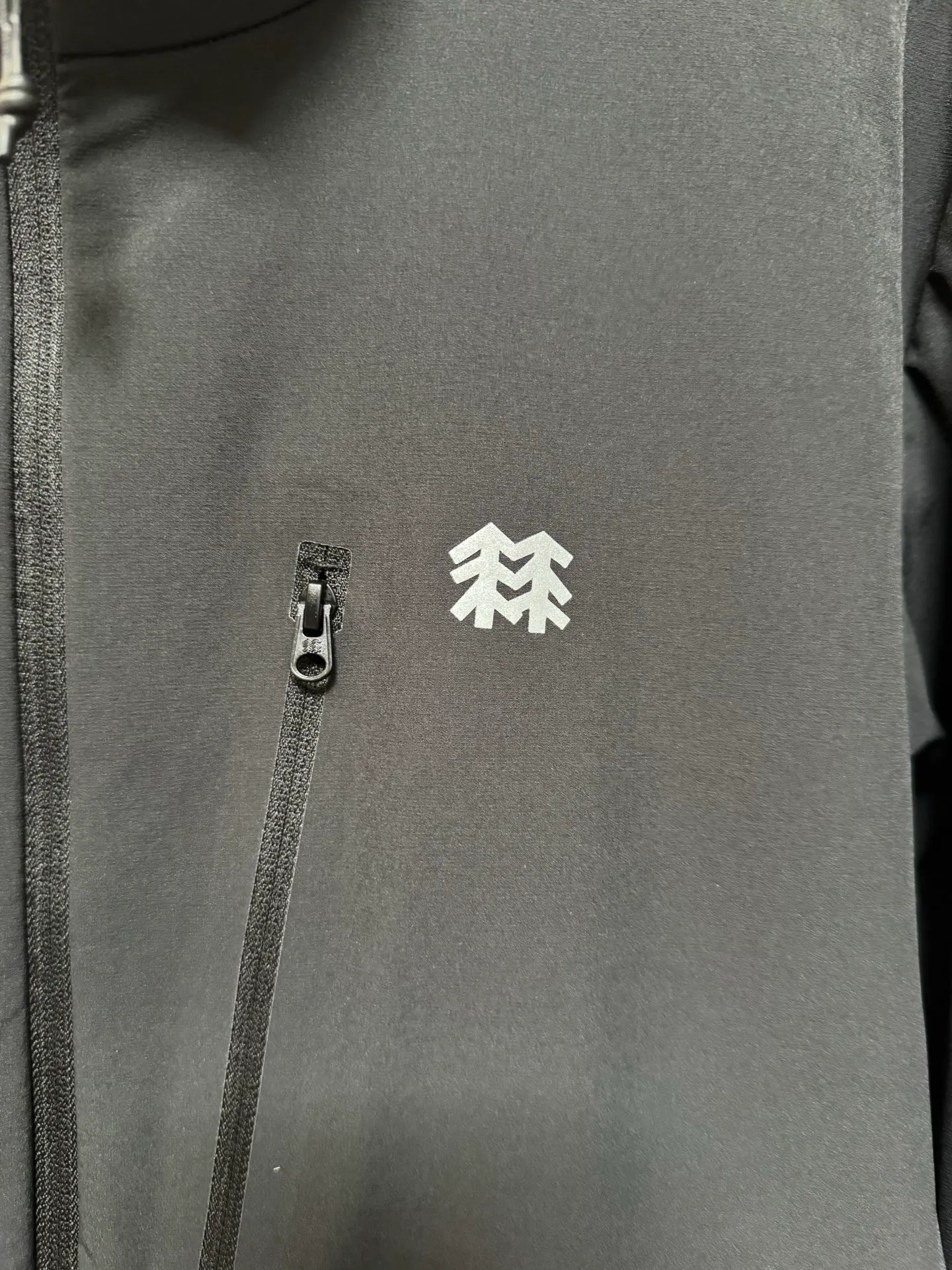 [Premium Replica] KOLON SPORT/Kolon 26Fw TECHSHELL 3L soft shell jacket, stretch thin jacket (black), originally purchased from KF, exclusive customization, custom dyed fabric, light and breathable, windproof and water repellent, hand pockets, taped inside, comfortable and not stuffy, look for the correct version Size: m/l/xl/2xl/3xl/4xl